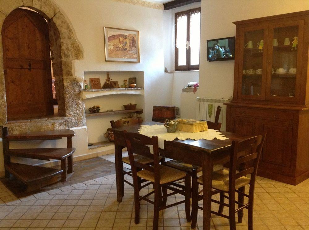 Residenza La Torre Lejlighedshotel Santo Stefano Di Sessanio Eksteriør billede