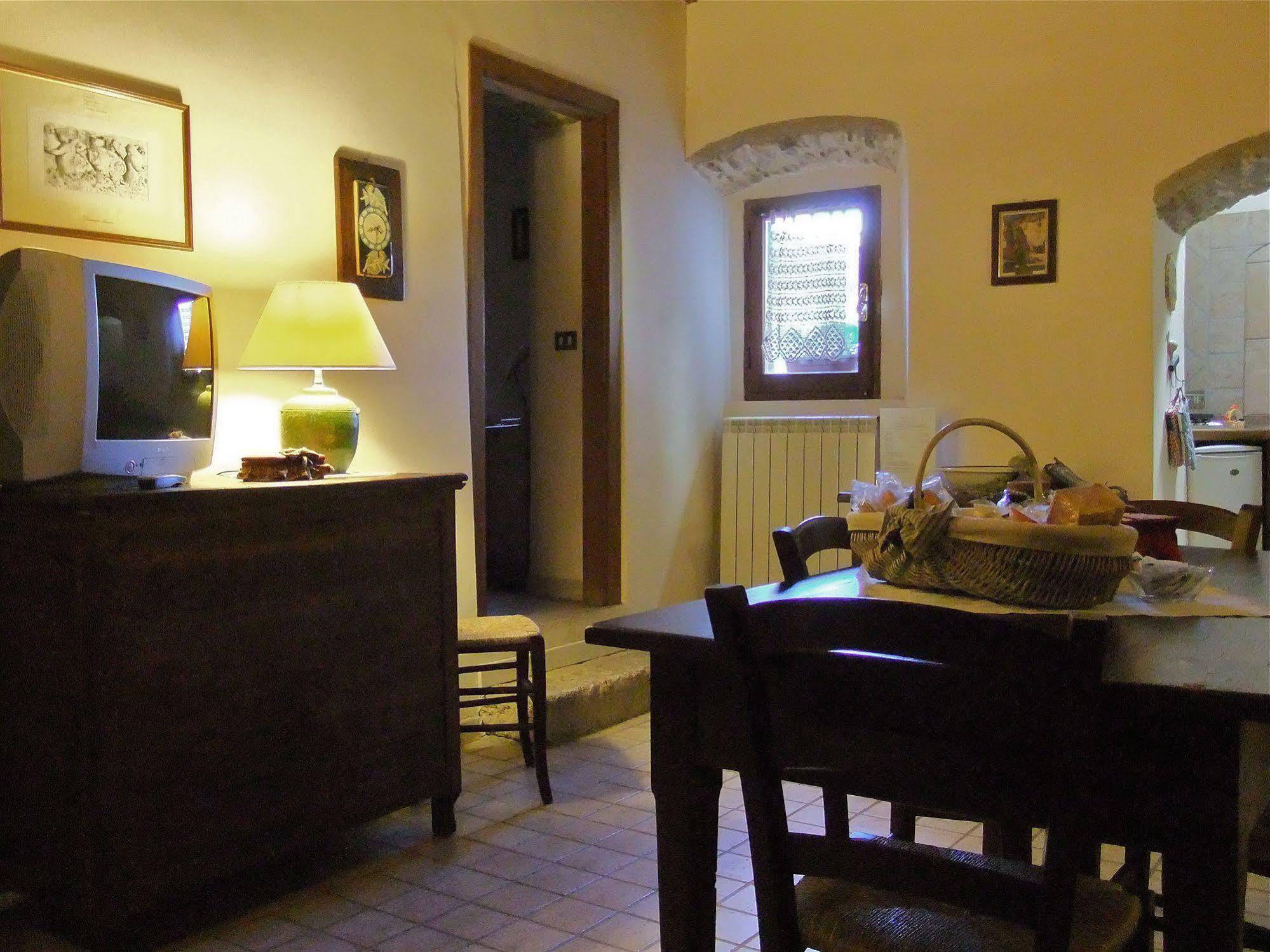 Residenza La Torre Lejlighedshotel Santo Stefano Di Sessanio Eksteriør billede